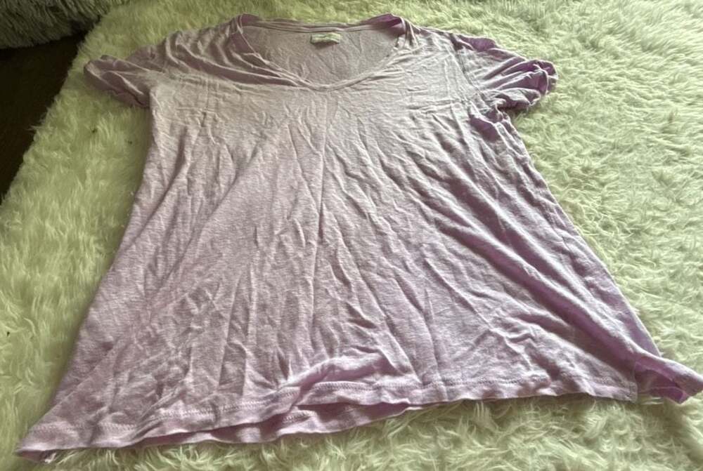 Lou & Grey 100% Linen Short Sleeve Crew Neck T-Shirt in Lavender